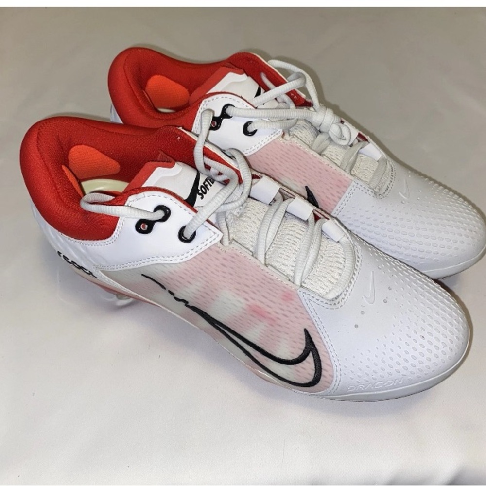 Nike Hyperdiamond 4 Elite Women’s Softball‎ Red and White Sneakers Size 11 New